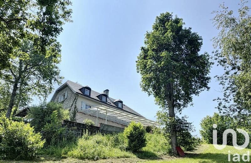 Maison de maîtres - 350 m² - 8 pièces