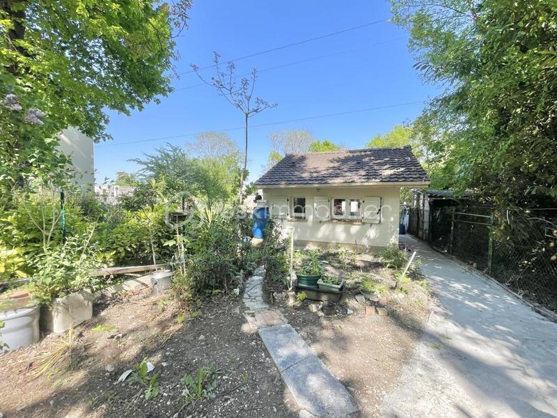 Terrain constructible - 615 m²