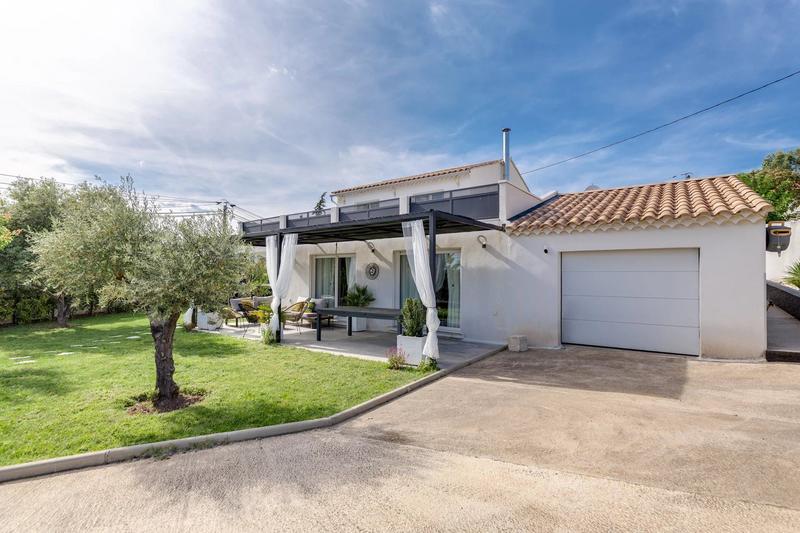 Maison - 160 m² - 4 pièces