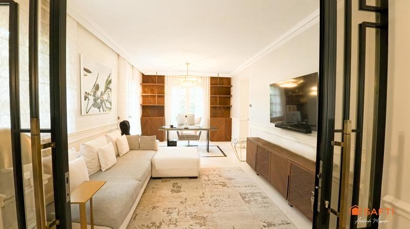 Villa - 419 m² - 10 pièces