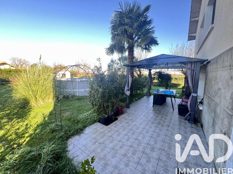 Maison de village - 80 m² - 4 pièces