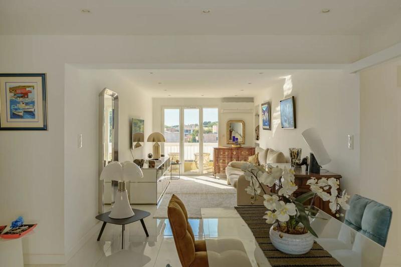 Appartement - 84 m² - 5 pièces