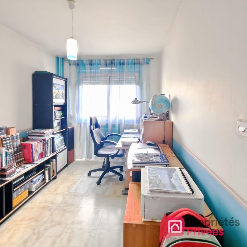 Appartement - 102 m² - 5 pièces