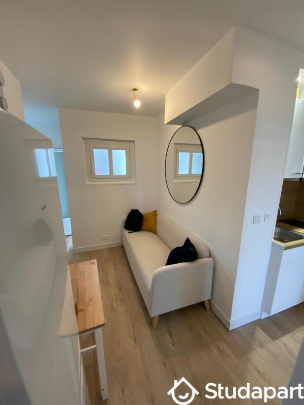 Chambre - 11 m² - 1 pièce