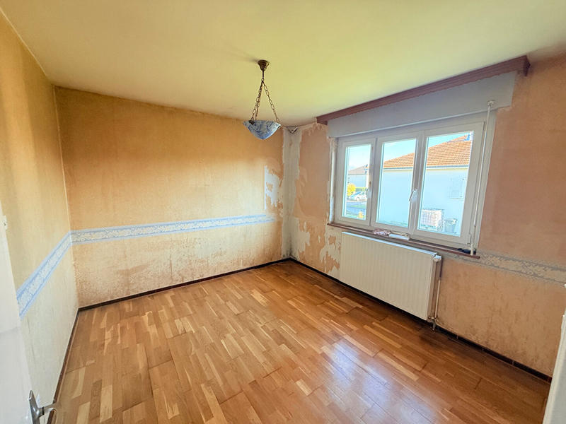 Maison - 121 m² - 7 pièces