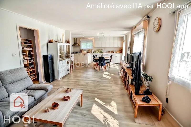 Maison - 121 m² - 5 pièces