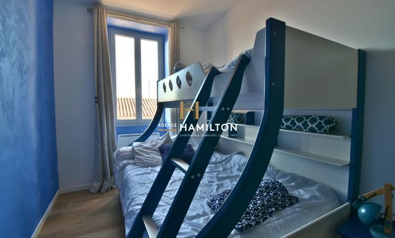 Corps de ferme - 207 m² - 7 pièces