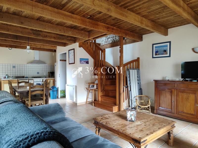 Propriété - 181 m² - 9 pièces