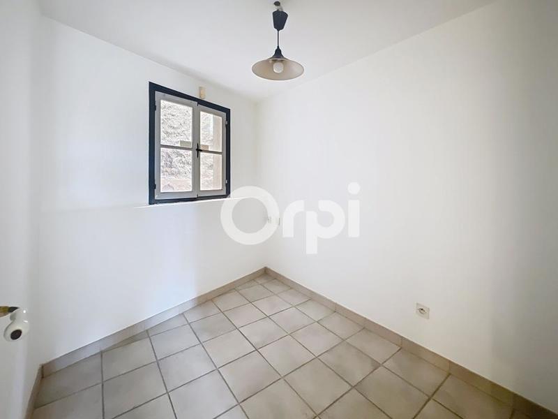 Appartement - 81 m² - 3 pièces