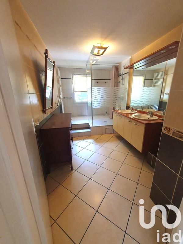 Appartement - 117 m² - 4 pièces