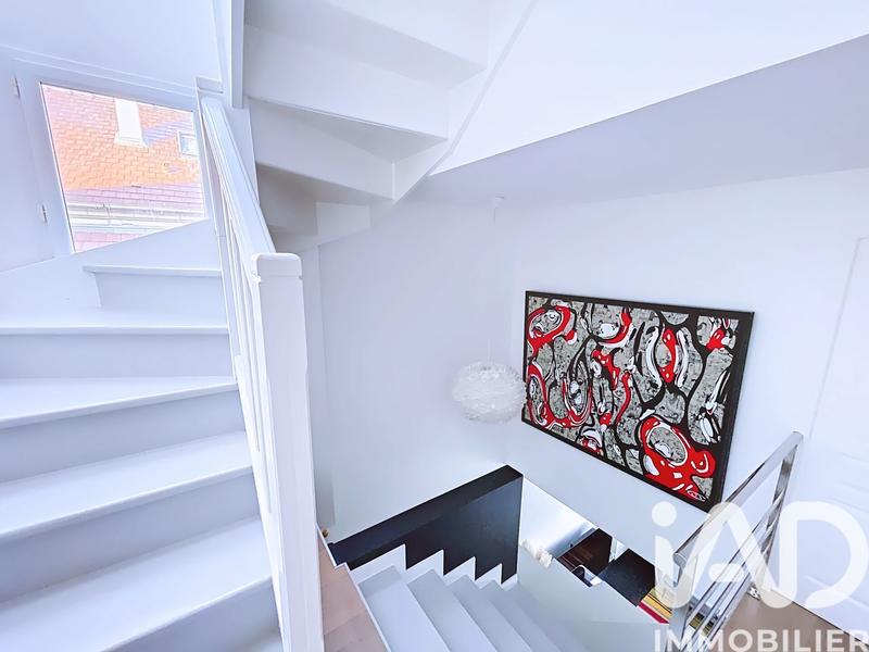 Maison - 192 m² - 7 pièces