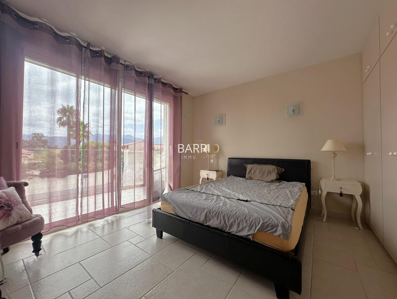 Villa - 165 m² - 5 pièces