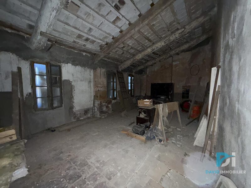 Maison - 261 m² - 11 pièces