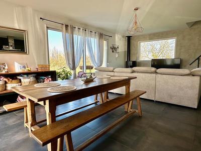 Maison - 130 m² - 6 pièces