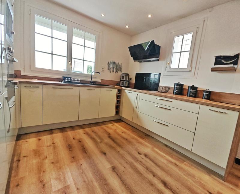 Maison - 124 m² - 6 pièces