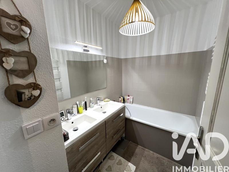 Appartement - 80 m² - 4 pièces