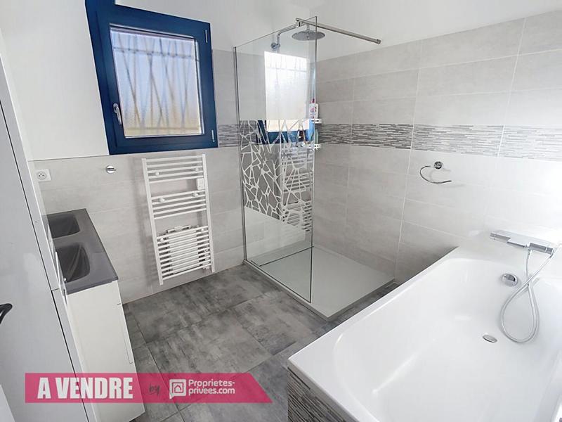 Maison - 192 m² - 6 pièces