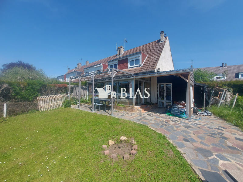 Maison - 102 m² - 4 pièces