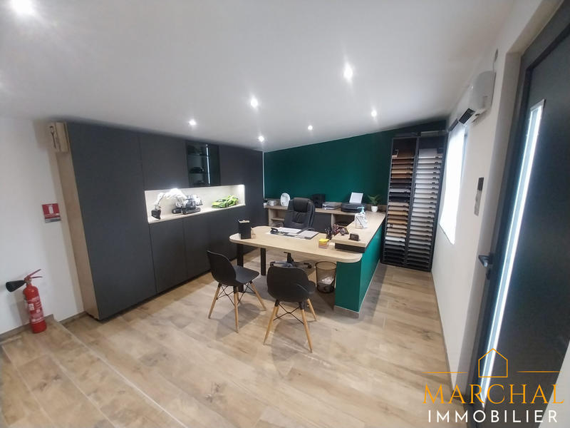 Maison - 180 m² - 7 pièces