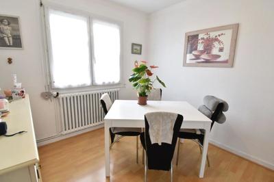 Maison - 85 m² - 6 pièces