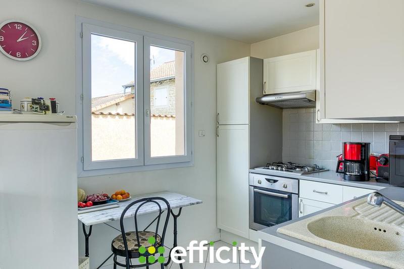 Maison - 90 m² - 4 pièces