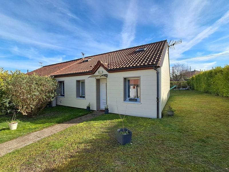 Maison - 100 m² - 6 pièces