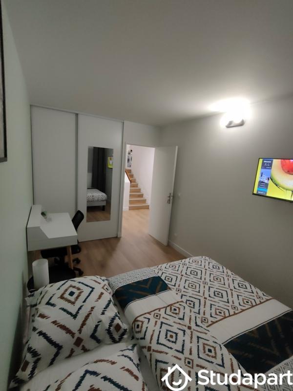 Chambre - 9 m² - 1 pièce