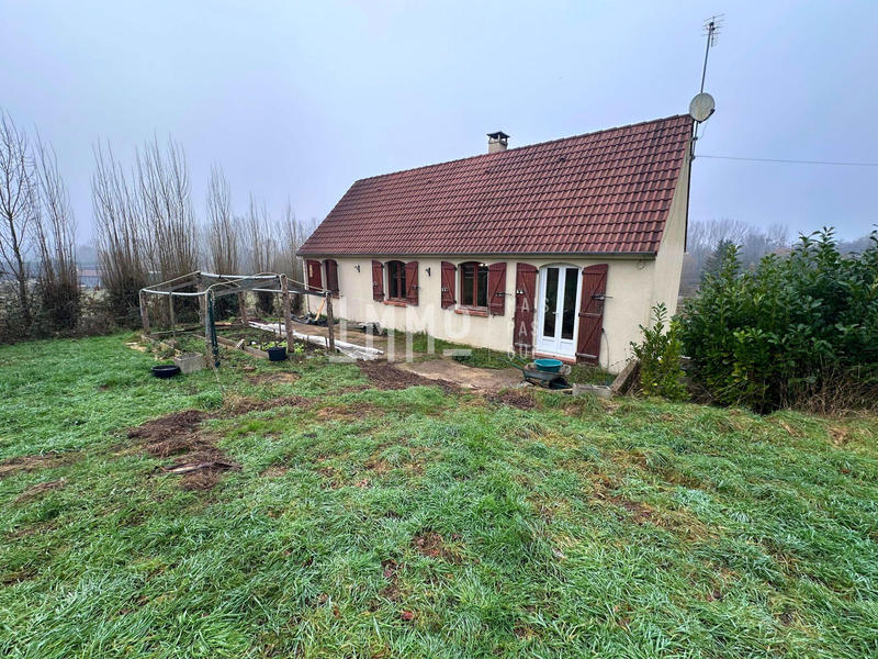 Maison - 90 m² - 5 pièces