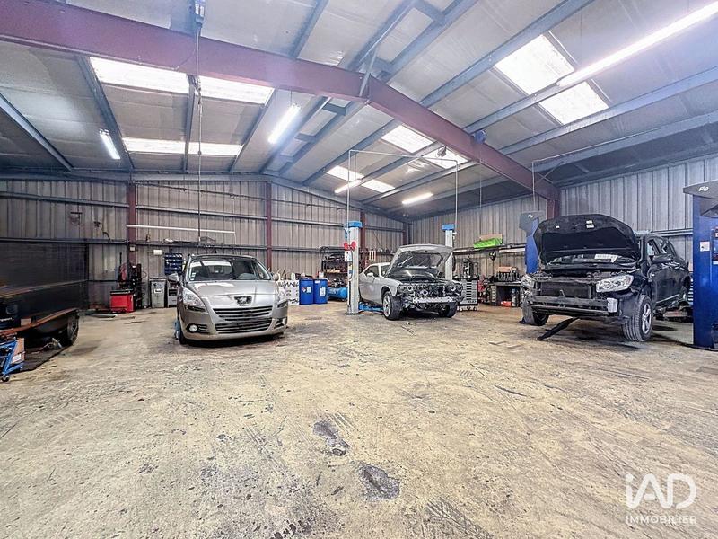 Local commercial - 824 m²