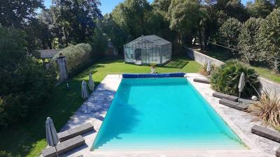 Maison - 768 m² - 17 pièces