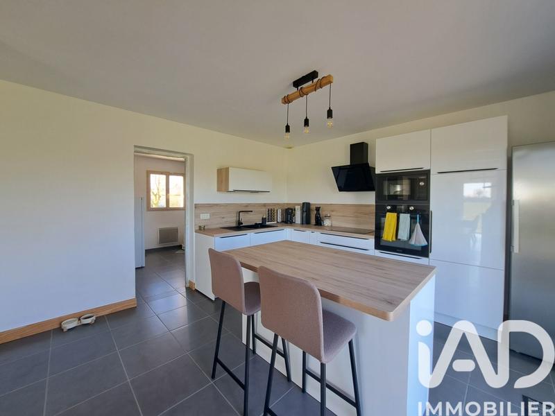 Maison - 138 m² - 6 pièces