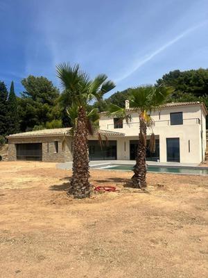 Maison - 209 m² - 6 pièces