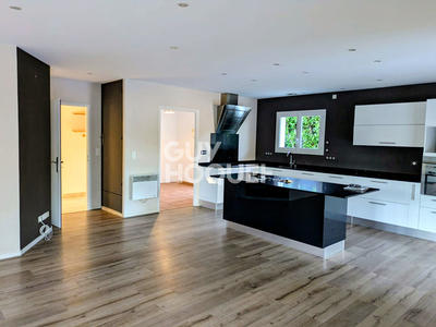 Maison - 155 m² - 6 pièces