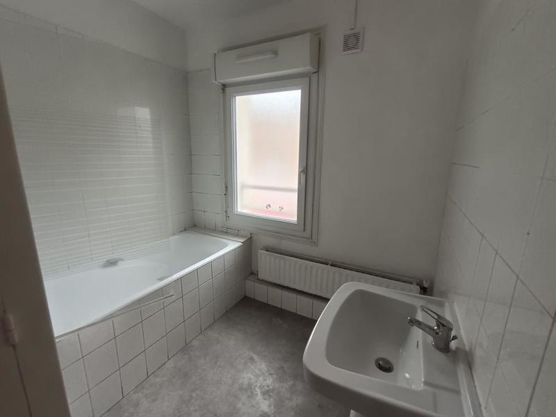 Maison - 85 m² - 5 pièces