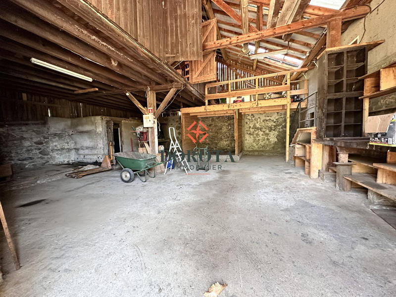 Maison ancienne - 141 m² - 6 pièces