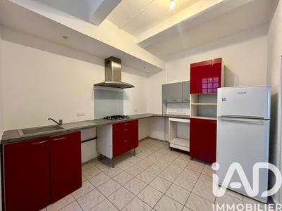 Maison - 64 m² - 4 pièces