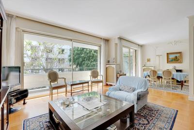 Appartement - 107 m² - 4 pièces