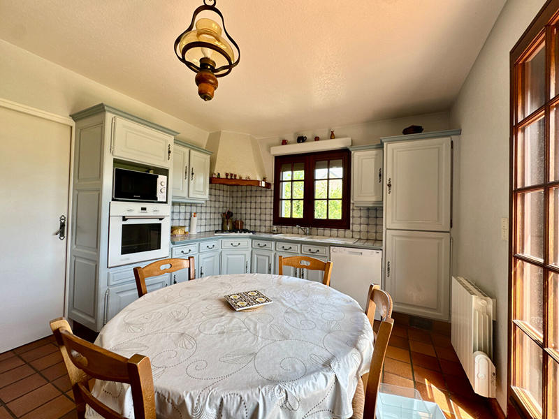 Maison - 186 m² - 6 pièces