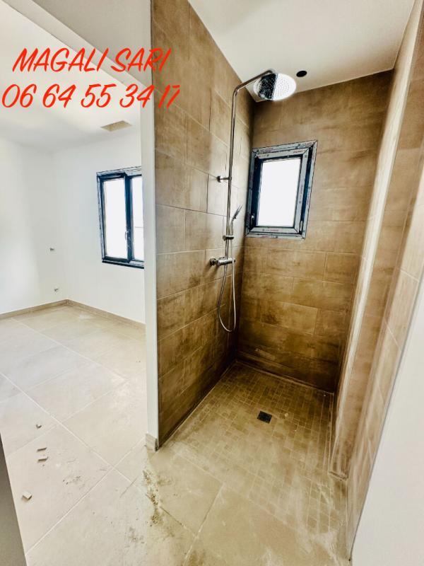 Villa - 99 m² - 5 pièces