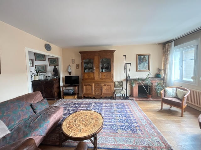 Appartement - 112 m² - 5 pièces