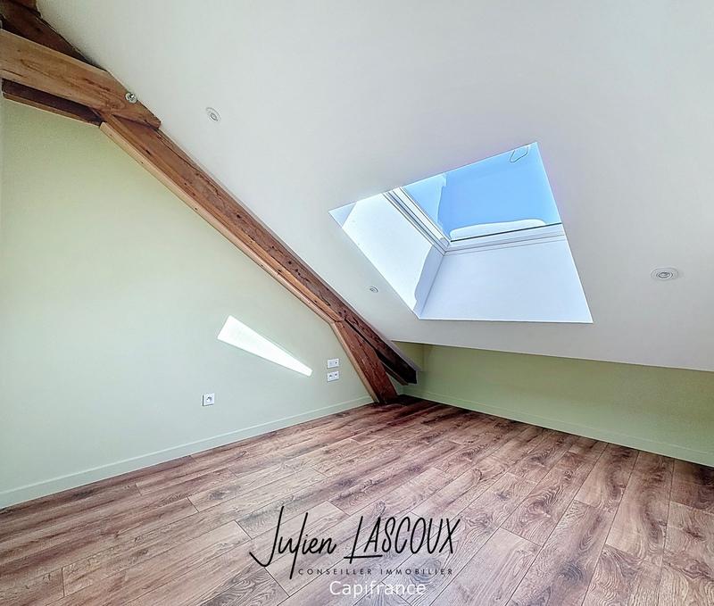 Appartement - 100 m² - 3 pièces