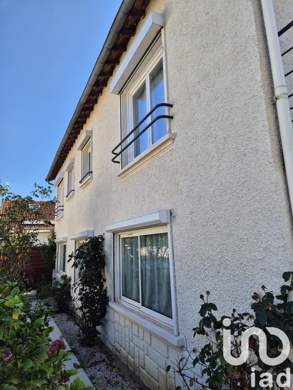 Maison - 93 m² - 5 pièces