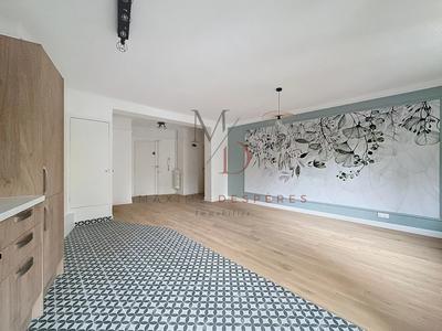 Appartement - 103 m² - 5 pièces