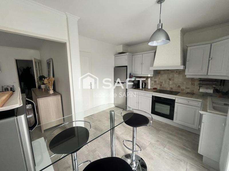 Maison - 90 m² - 4 pièces