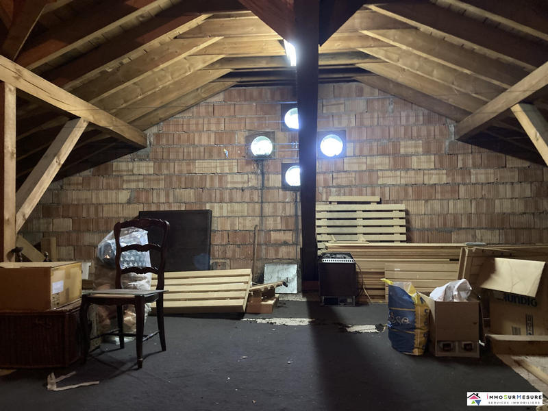 Loft - 69 m² - 2 pièces