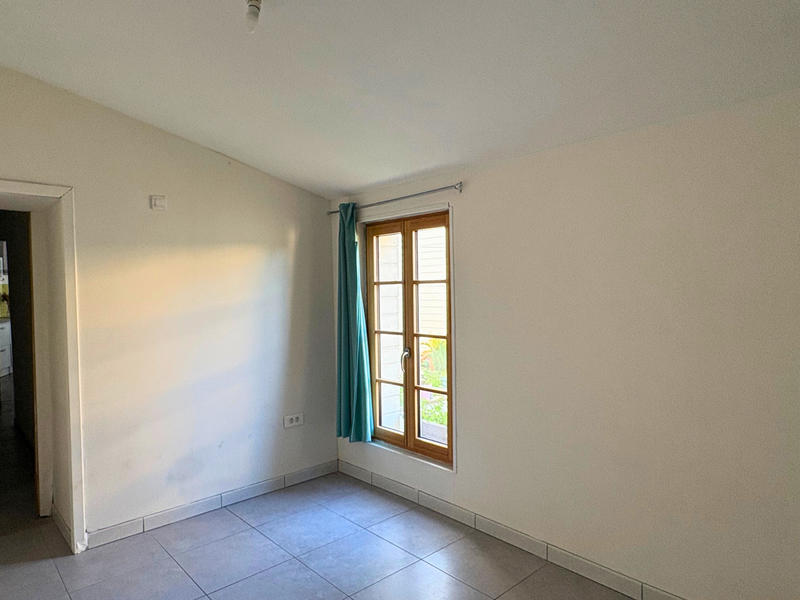 Maison - 90 m² - 3 pièces