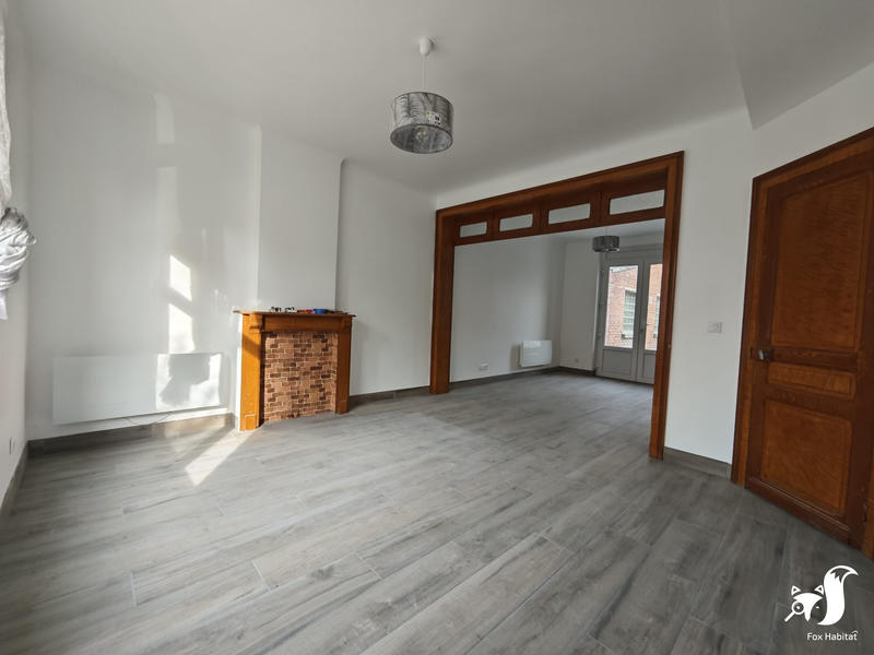 Maison - 90 m² - 5 pièces