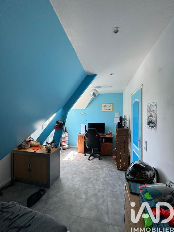 Maison - 222 m² - 5 pièces