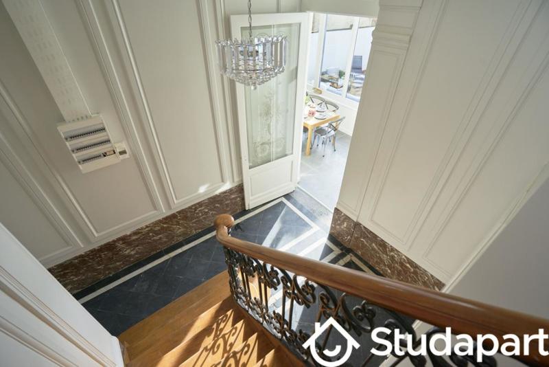 Chambre - 13 m² - 1 pièce