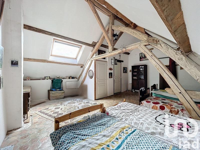 Maison - 208 m² - 8 pièces